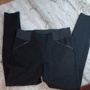 Black Leggings Without Pockets